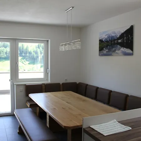 Bergblick-planai - 5 Schlafzimmer Eigene Sauna 度假居 斯拉德明