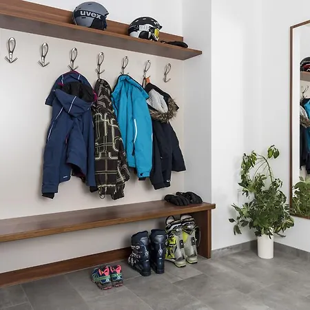 Bergblick-planai - 5 Schlafzimmer Eigene Sauna 度假居 *