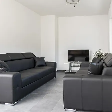 Bergblick-planai - 5 Schlafzimmer Eigene Sauna 度假居